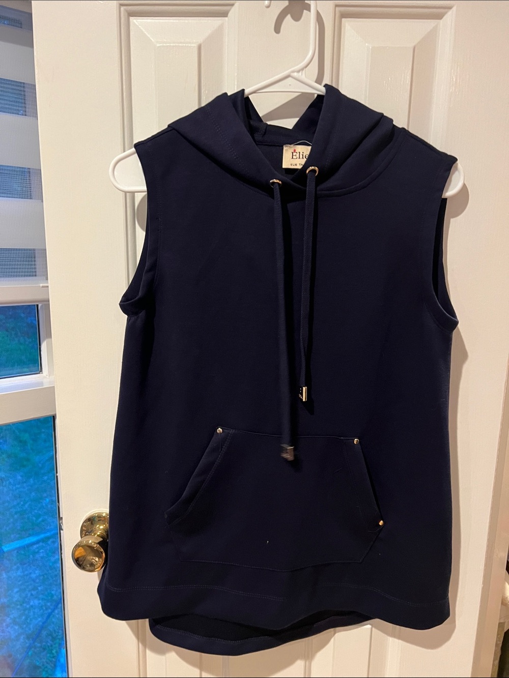 Elie Tahari Navy Sleeveless Hoodie
